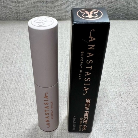 🎁Pick 5 for $25🎁 Anastasia Beverly Hills Brow Freeze Gel mini - Picture 5 of 7